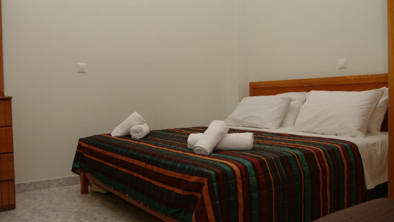Isabela Apartments Sarandë エクステリア 写真