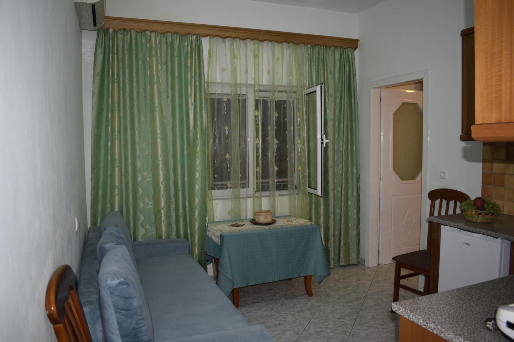 Isabela Apartments Sarandë エクステリア 写真