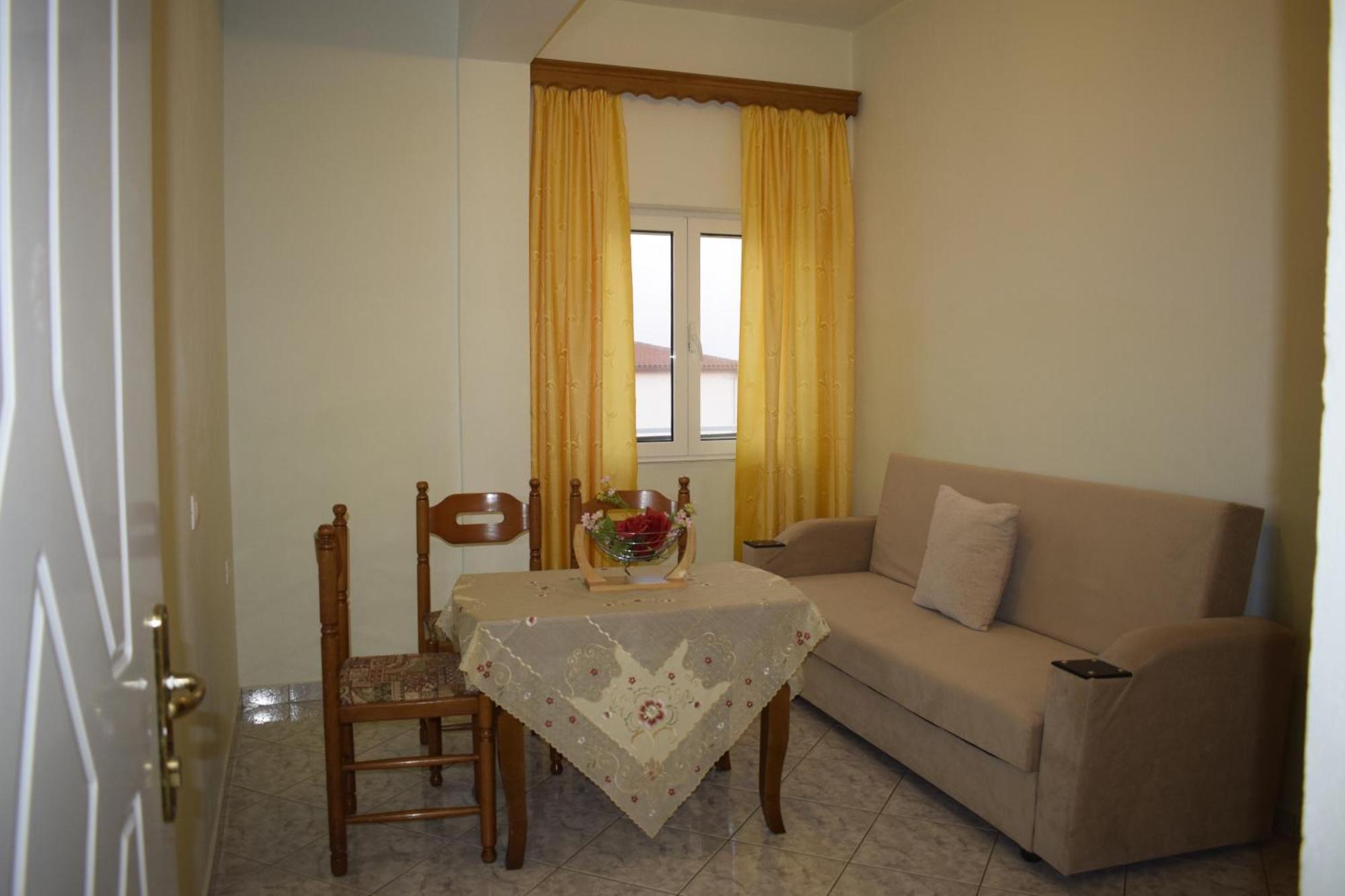 Isabela Apartments Sarandë エクステリア 写真