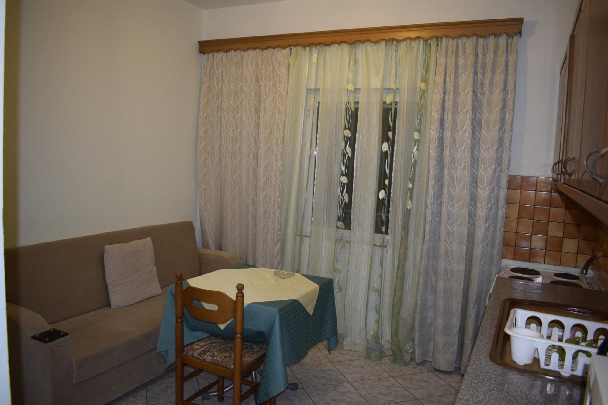 Isabela Apartments Sarandë エクステリア 写真